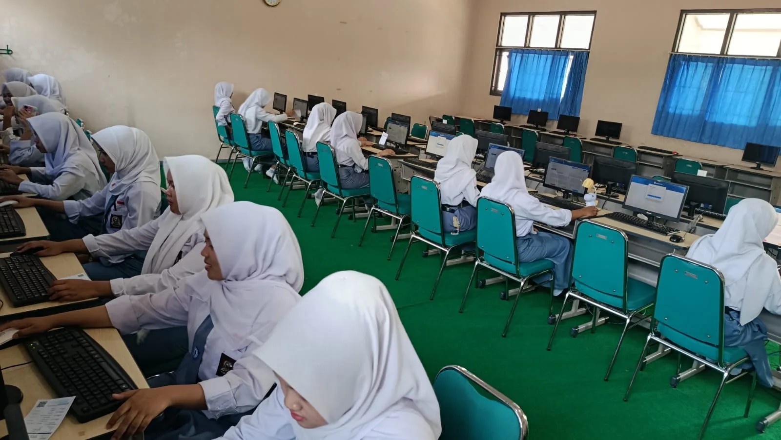 Cover Ilustrasi: Bekali Siswa Hadapi TKA-AN 2026, SMK N 3 Purworejo Laksanakan Try Out TKA Bersama Edubrand